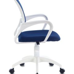 Кресло BRABIX "Fly MG-396W" (белый/темно-синее) 532399 в Кировграде - kirovgrad.mebel24.online | фото 3