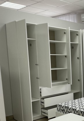 Шкаф 4-ств. с 3 ящиками "Бьянко" в Кировграде - kirovgrad.mebel24.online | фото 2